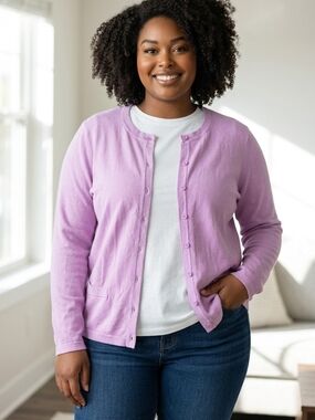 Northern Reflections Lilac Crewneck Button-Front Women's Cardigan